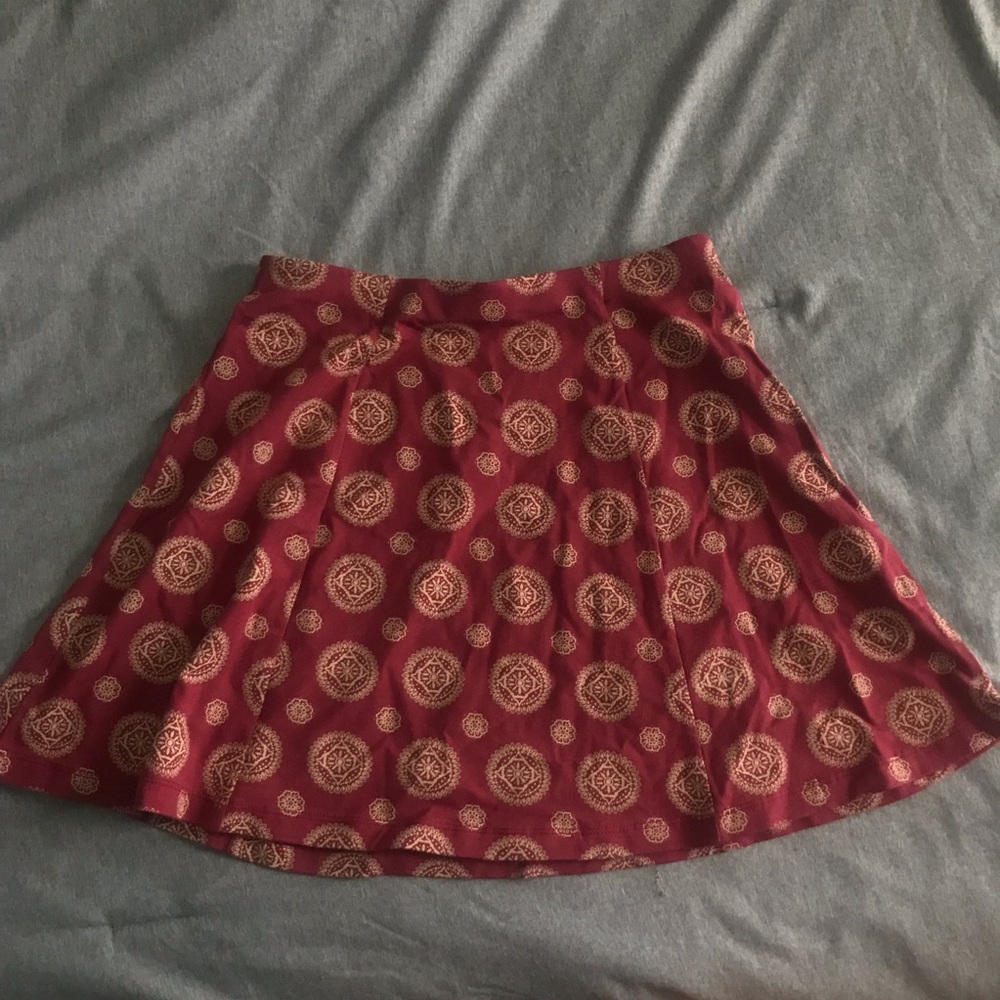 patterned FOREVER 21 skirt